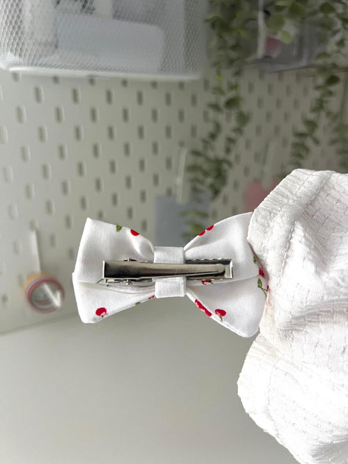 Barrette nœud Cherry